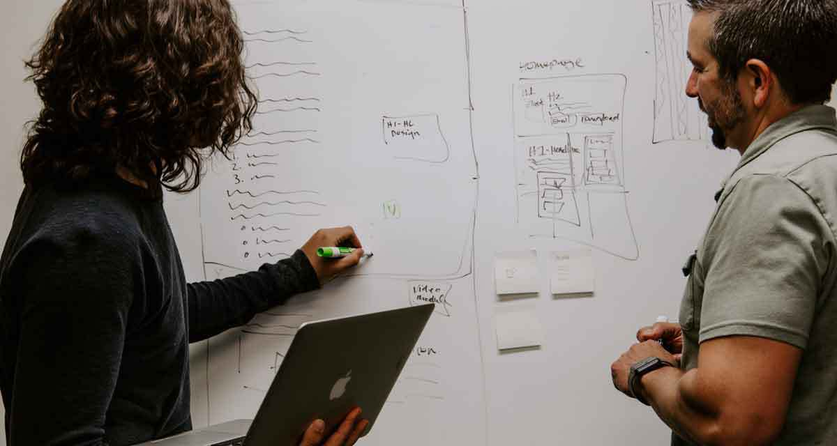 How to Create a Learning and Development Strategy in SMEs